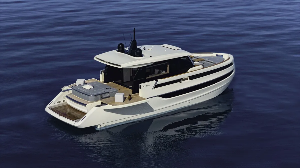 2026 Invictus INVICTUS ST 550 new yacht for sale Port Adriano Mallorca – interior cabin and seating