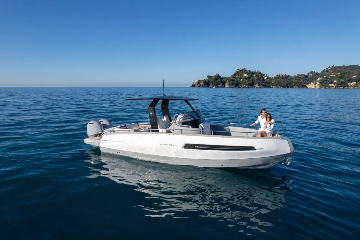 2026 Invictus INVICTUS TT S 280 new yacht for sale Port Adriano Mallorca – detail view