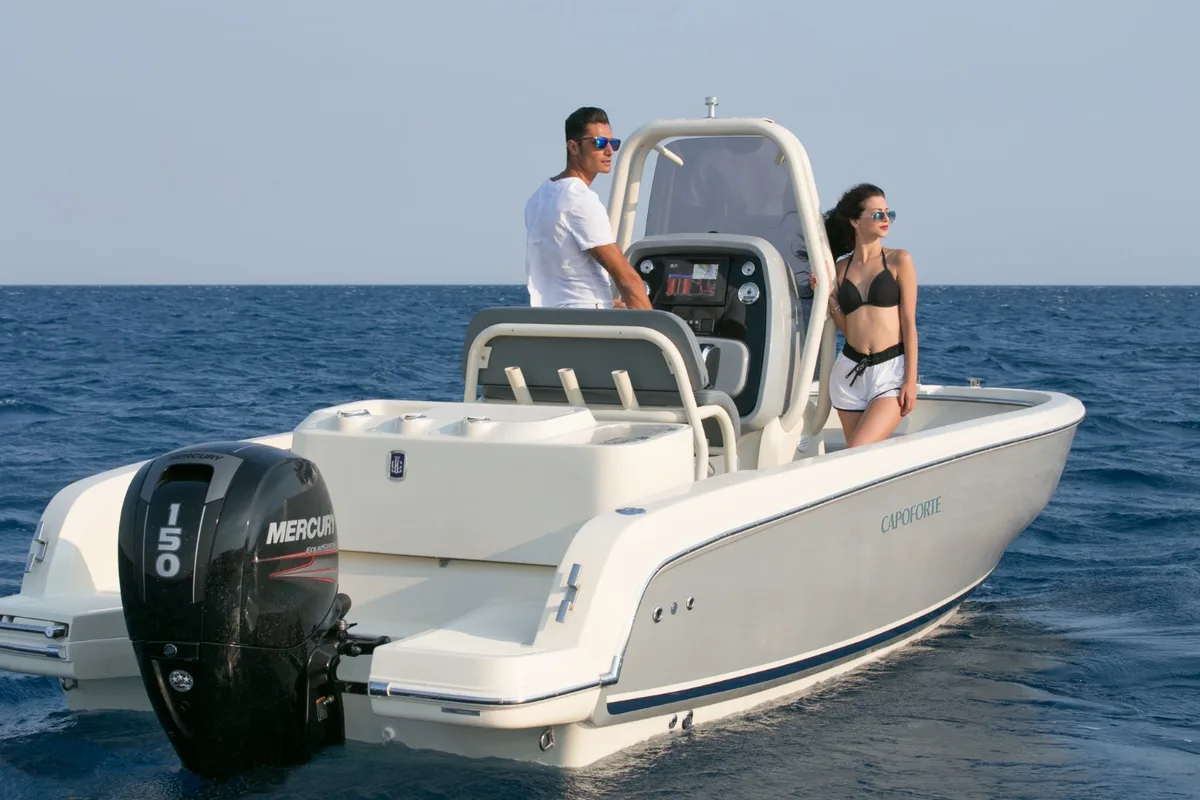 2026 Capoforte INVICTUS CAPOFORTE  HX200 new yacht for sale Port Adriano Mallorca – navigation console