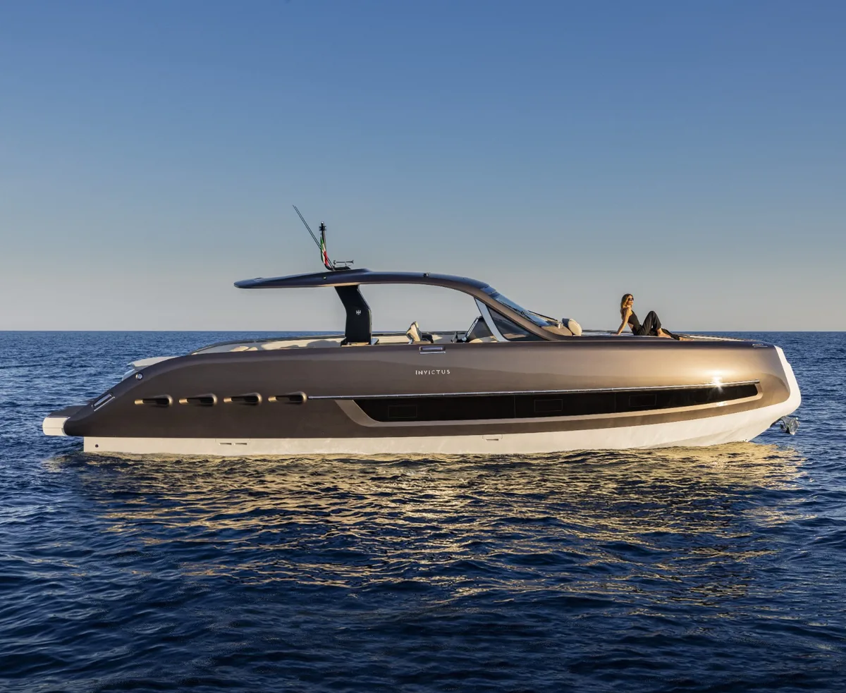 2026 Invictus INVICTUS TT 460 new yacht for sale Port Adriano Mallorca – aft view