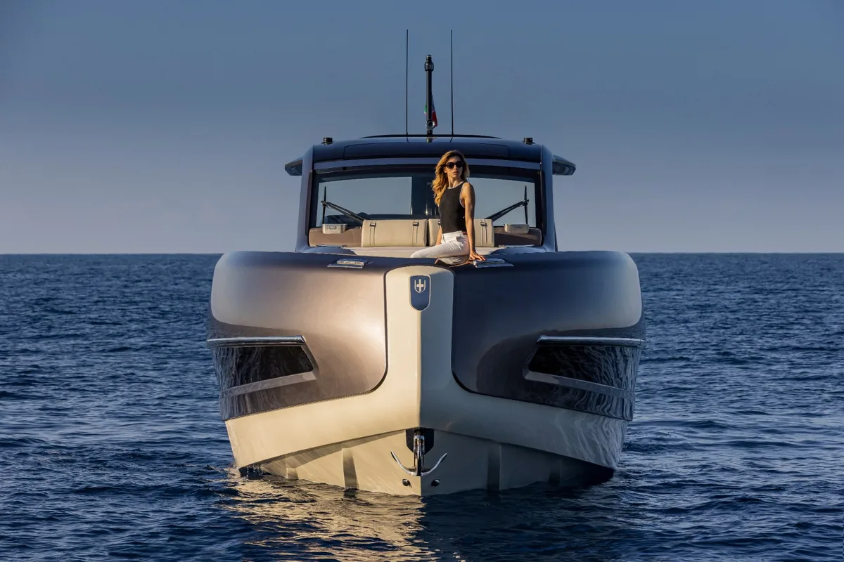 2026 Invictus INVICTUS TT 460 new yacht for sale Port Adriano Mallorca – aft deck and swim platform