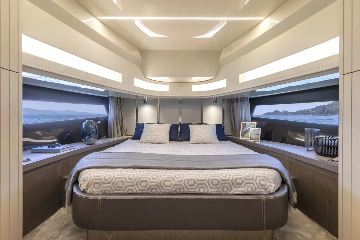 2026 Invictus INVICTUS TT 460 new yacht for sale Port Adriano Mallorca – starboard side exterior