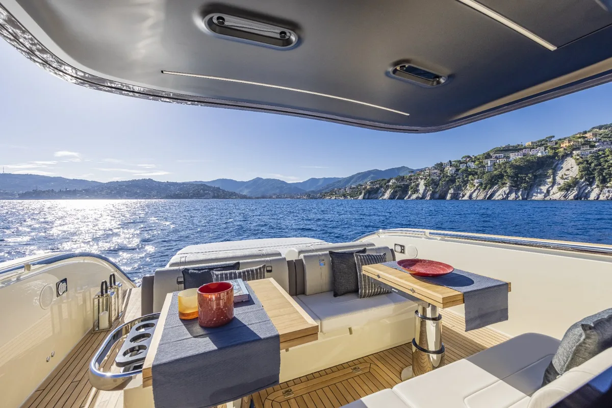 2026 Invictus INVICTUS TT 460 new yacht for sale Port Adriano Mallorca – flybridge