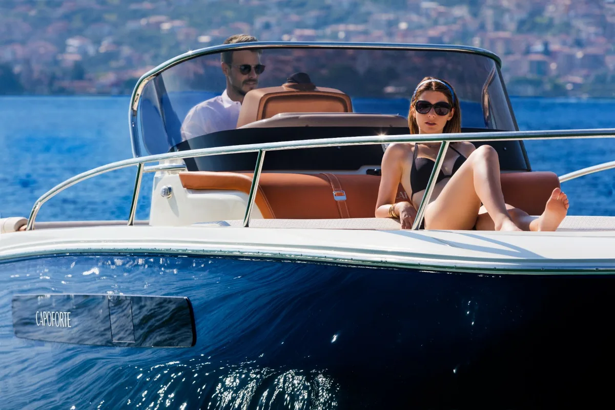 2026 Capoforte INVICTUS CAPOFORTE CXi 280 new yacht for sale Port Adriano Mallorca – anchor and foredeck