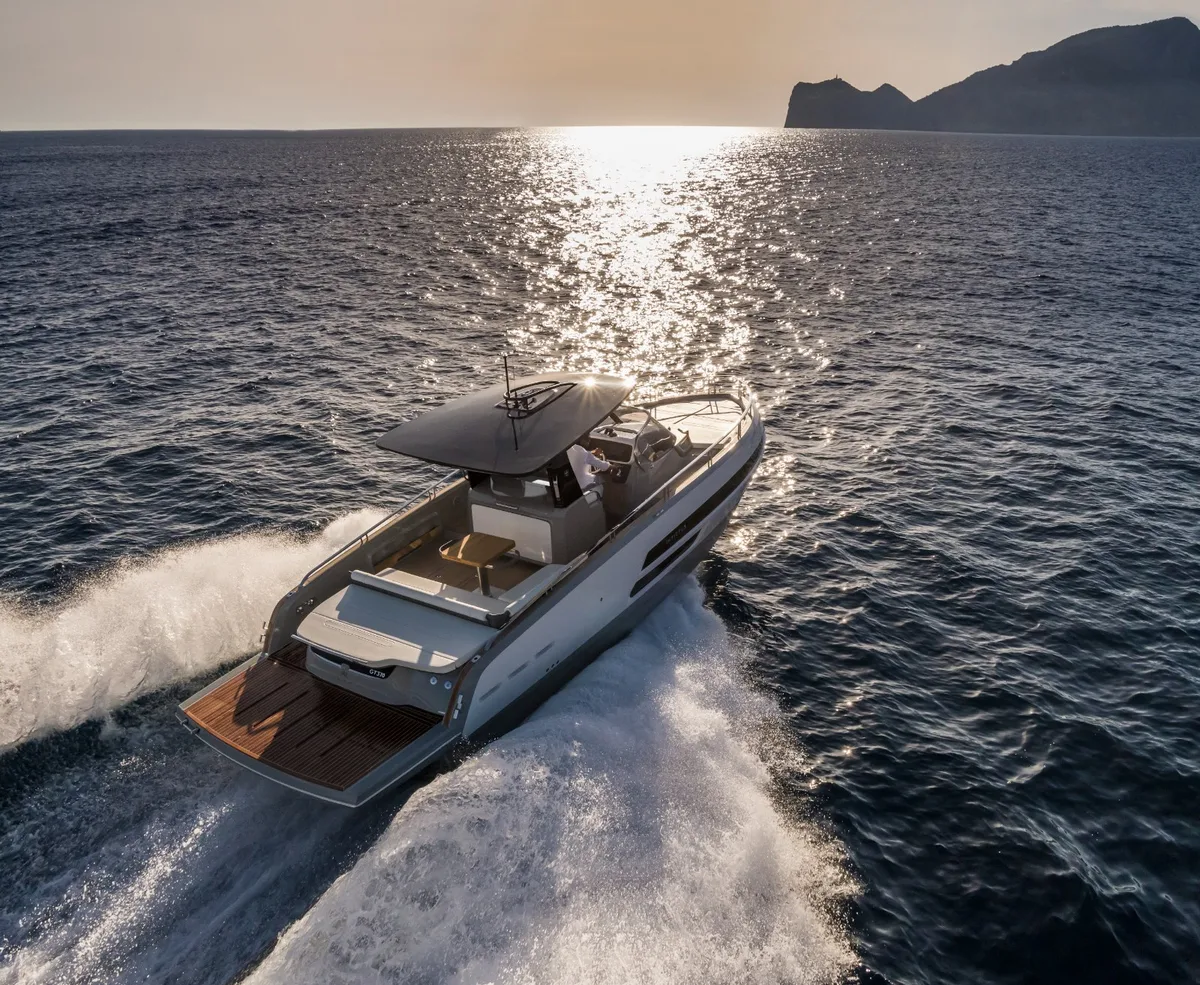 2026 Invictus INVICTUS GT 370  new yacht for sale Port Adriano Mallorca – port side exterior