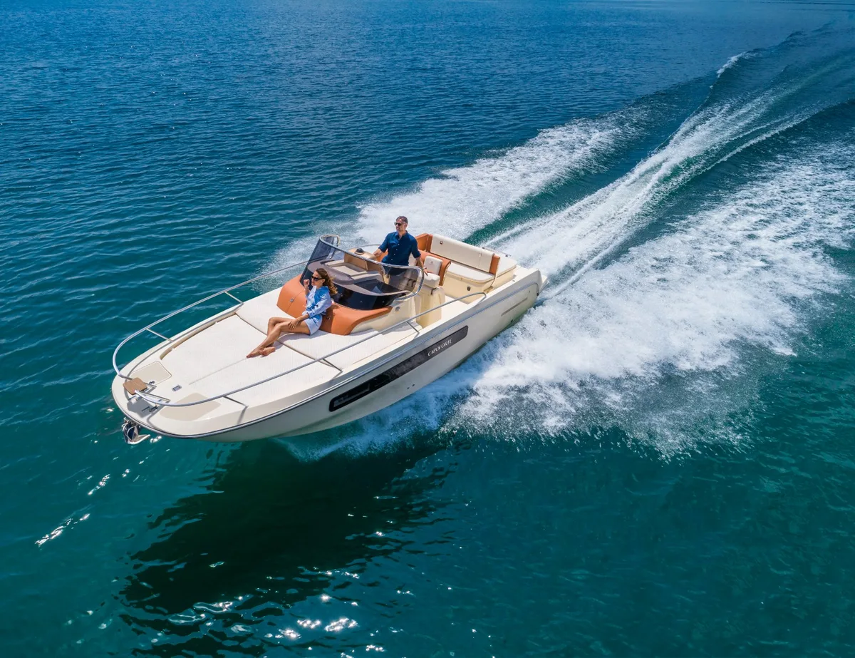 2026 INVICTUS CAPOFORTE CX250i new yacht for sale Port Adriano Mallorca