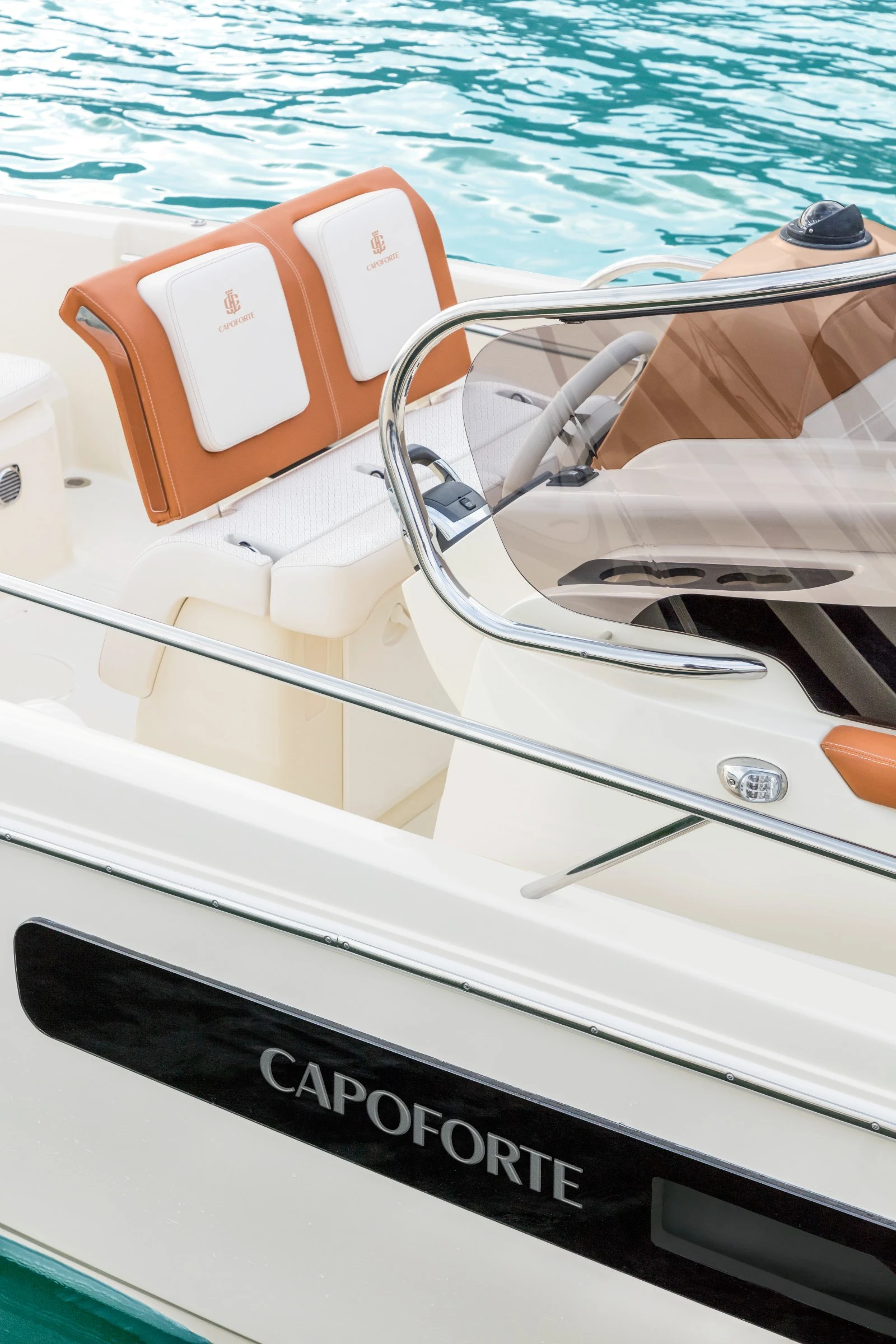 2026 Capoforte INVICTUS CAPOFORTE CX250i new yacht for sale Port Adriano Mallorca – stern view