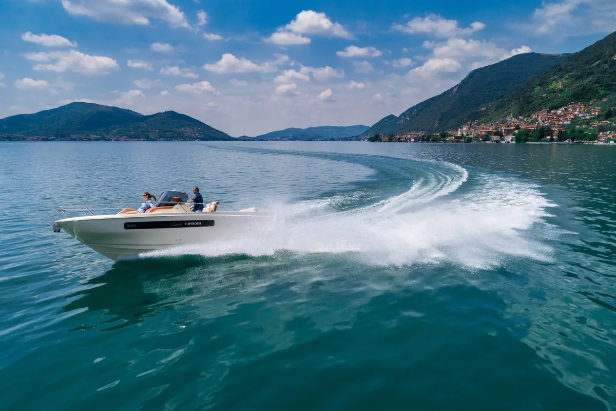 2026 Capoforte INVICTUS CAPOFORTE CX250i new yacht for sale Port Adriano Mallorca – starboard side exterior