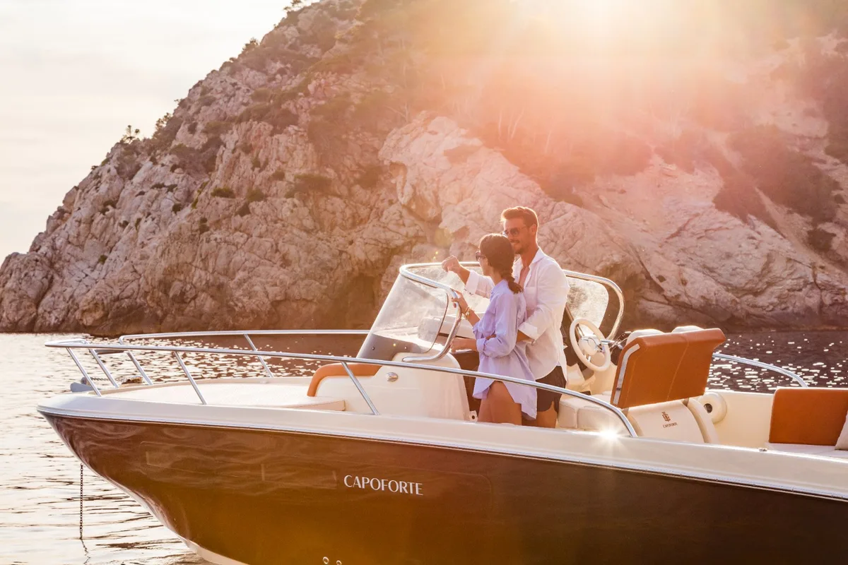 2026 Capoforte INVICTUS CAPOFORTE FX 240 new yacht for sale Port Adriano Mallorca – aft deck and swim platform