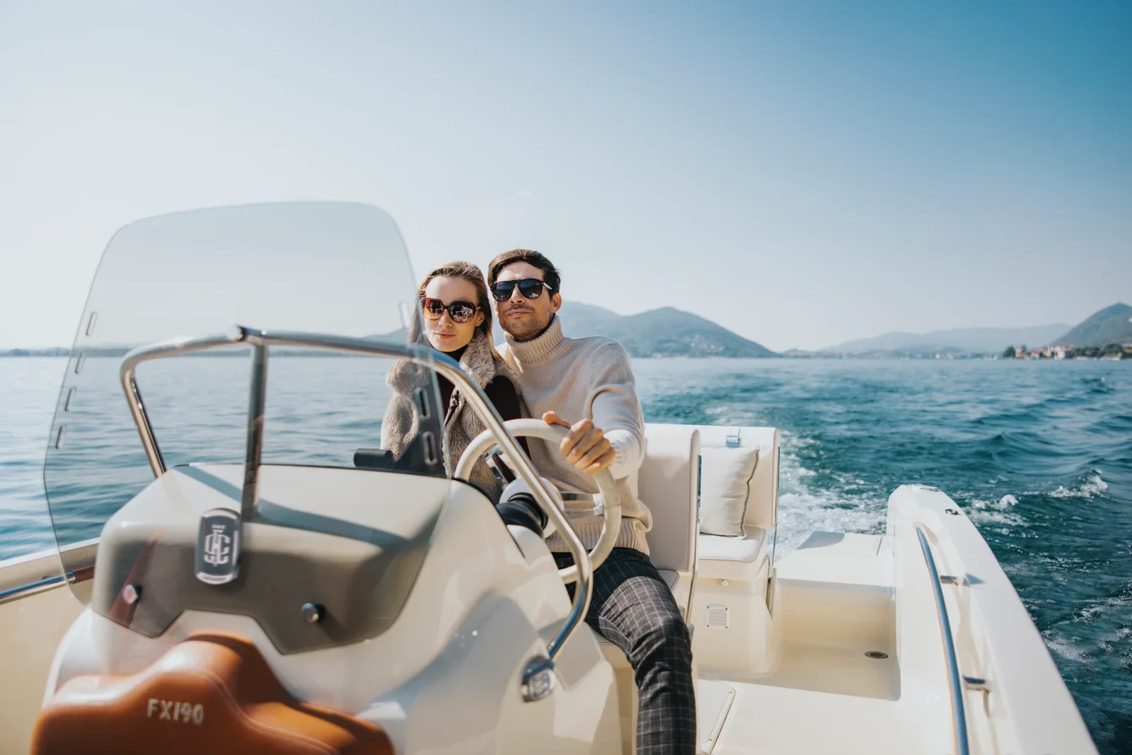 2026 Capoforte INVICTUS CAPOFORTE 190 FX new yacht for sale Port Adriano Mallorca – cockpit and helm station
