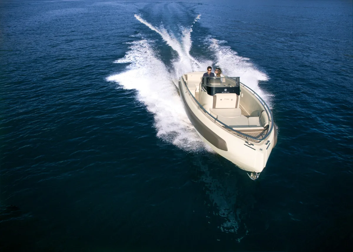 2026 Invictus INVICTUS TT 280 new yacht for sale Port Adriano Mallorca – engine bay